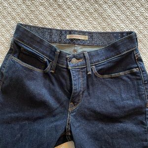 LEVIS PERFECT WAIST STRAIGHT JEAN Size 4